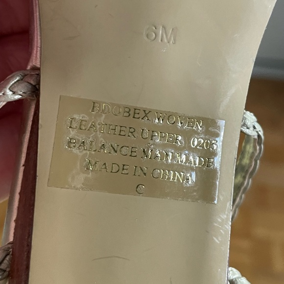 Bandolino Strap Sandals - Picture 2 of 8